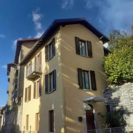 Casa vacanze Central Varenna